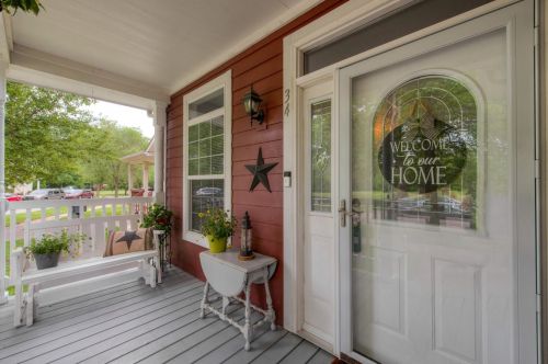 34 Dewitt St, Cincinnati, OH 45218-1018