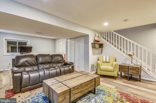 281 Shakespeare Dr, Severna Park MD 21146-2150 exterior