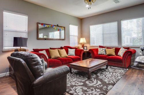 573 Stetson Dr, Valley Home CA  95361-8689 exterior