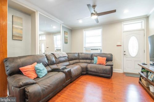 3223 American St, Philadelphia, PA 19140-5724