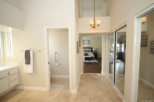 11 Sunrise, Irvine CA  92603-3720 exterior