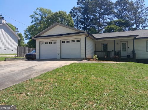 220 Big Bear Ct, Palmetto, GA 30268-1818