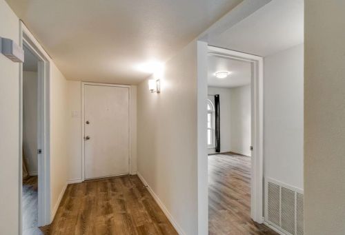 5205 Robin Rd, Garland TX  75043-3610 exterior