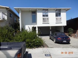 145 Spray Ave, Monterey, CA 93940-3411