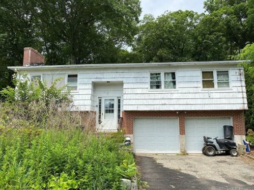 46 Marshall St, Milford, CT 06461-1821