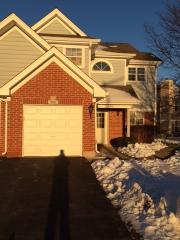 350 Sheffield Dr, Schaumburg IL  19048-4955 exterior
