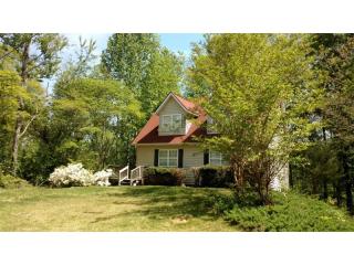 3641 Lakeview Dr, Gainesville, GA 30501-7636