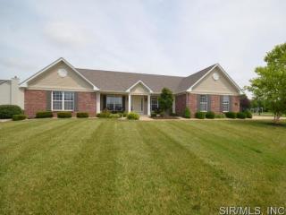 1405 Swan Ct, Belleville, IL 62226-8553