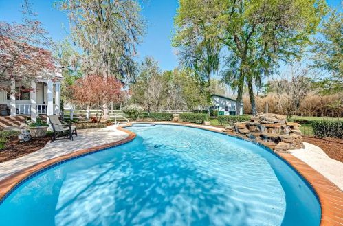 3602 Aspenwood Dr, Richmond TX 77406-7606 exterior