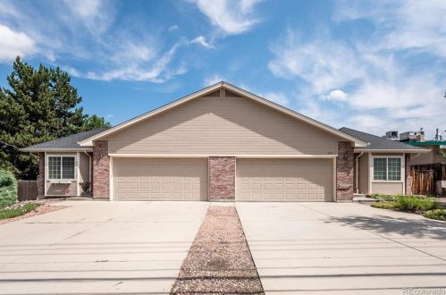 9525 66th Ave, Arvada, CO 80004-5208