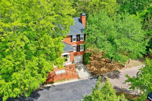 2104 Defoors Mill Dr, Atlanta GA  30318-2368 exterior