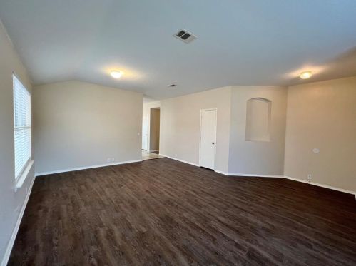 8512 Cactus Patch Way, Fort Worth TX  76131-5393 exterior