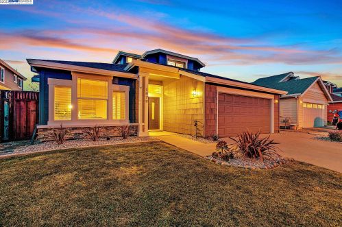 1879 Meadow Glen Dr, Livermore, CA 94551-8700