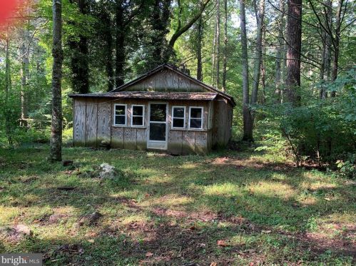 3480 Weakley Hollow Rd, Syria, VA 22743-4307
