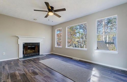 2695 Hallie Ml Rd, Atlanta GA  30349-7124 exterior