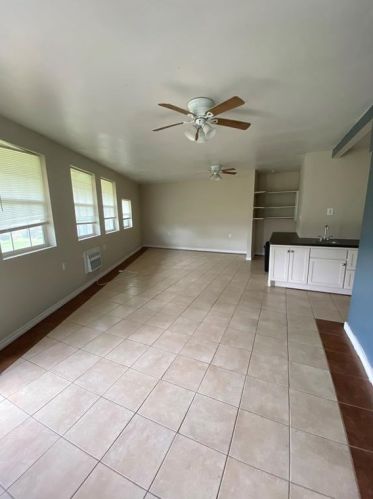 7816 James St, Pearland, TX 77584-3510