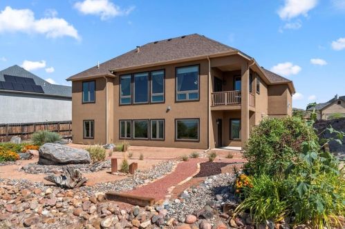 1537 Savannah Dr, Pueblo, CO 81005-3533