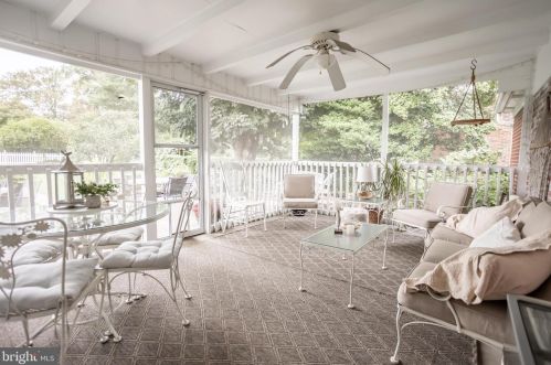 221 Clearview Rd, Hanover PA 17331-1311 exterior