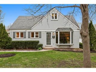 562 Phillippa St, Oak Brook IL  60521-2472 exterior