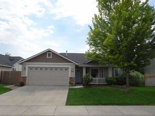 369 Moskee St, Meridian, ID 83646-1928