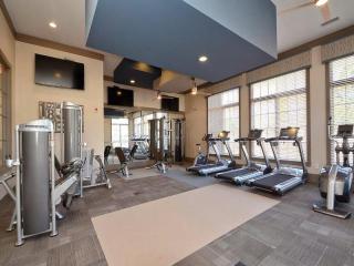 1185 Collier Rd, Atlanta GA  30318-8282 exterior