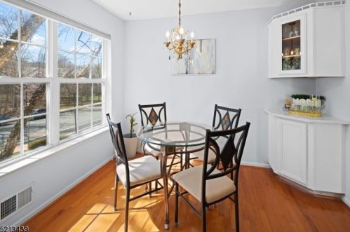 5 Garfield Way, Princeton NJ  08540-1669 exterior