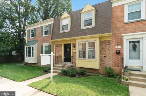 6423 Franconia Ct, Springfield VA  22150-1204 exterior