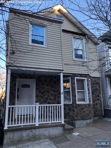 16 Jane St, Paterson NJ  07522-1140 exterior