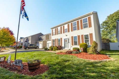 706 Hoover Dr, Oswego, IL 60543-7423