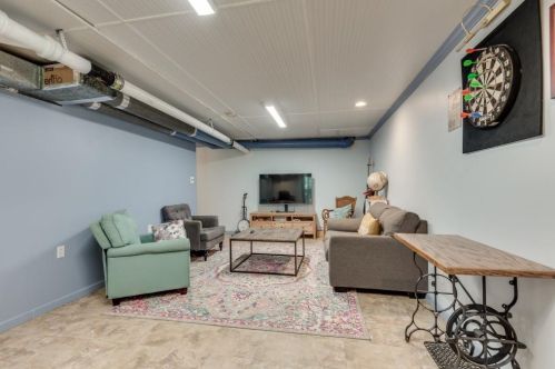2970 Marlin Cir, Atlanta GA  30341-5118 exterior
