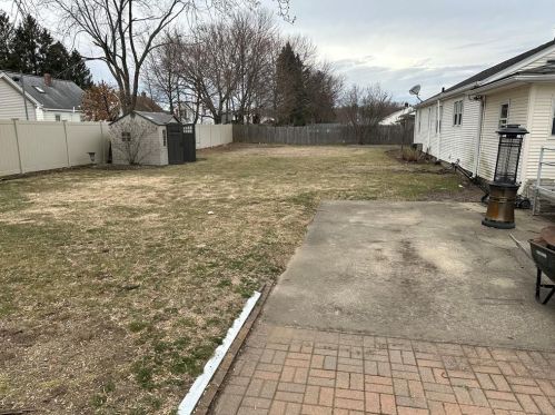 79 Swan St, Providence, RI 02919-2126