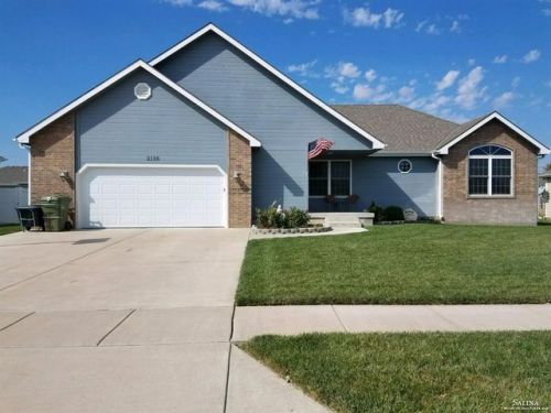 2136 Falconview Dr, Mentor, KS 67401-7897