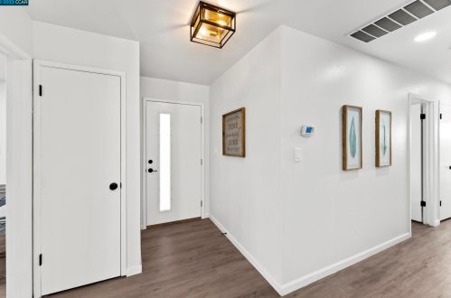 2342 Panoramic Dr, Concord CA  94520-1319 exterior