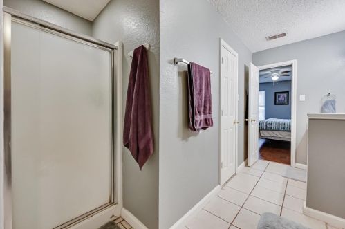 5724 Northfield Dr, Fort Worth TX  76179-3750 exterior