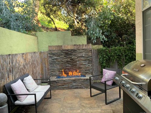 2565 Corte Casitas, Carlsbad, CA 92009-5816