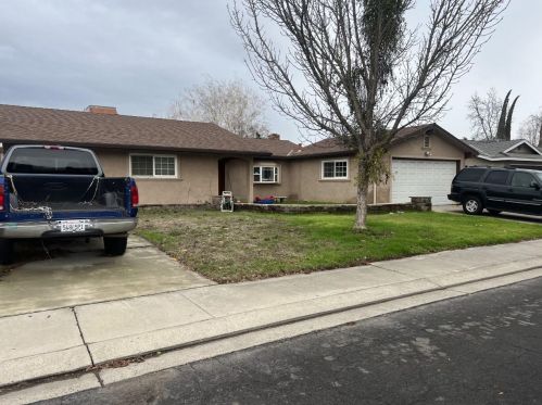 3348 Mesquite Way, Modesto, CA 95355-3537