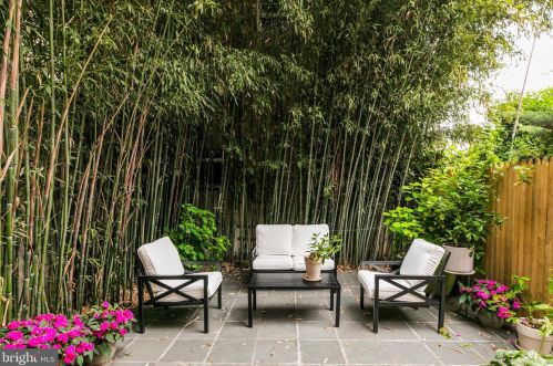 1307 Ellsworth St, Philadelphia PA  19147-4415 exterior