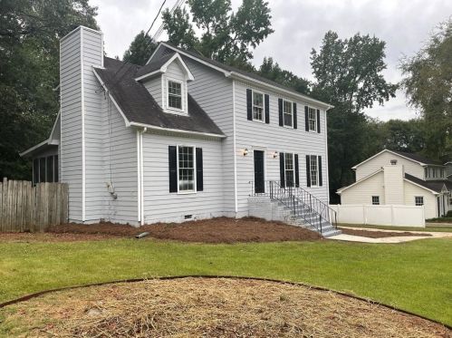 6186 Pinewood Dr, Porterdale, GA 30014-3252