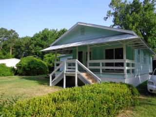 133 Intracoastal Dr, Cape Lookout National Seasho, NC 28516-7541