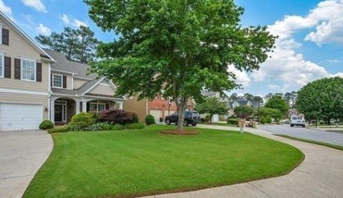 2776 Stillwater Lake Ct, Marietta, GA 30066-7907