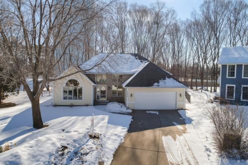 1252 Bucher Ave, Saint Paul MN  55126-8436 exterior