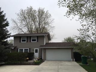 2309 Lincoln Rd, Volo IL  60051-3636 exterior