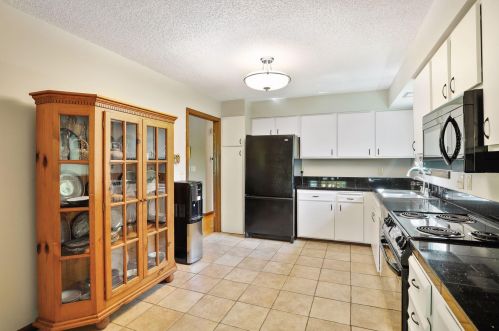 13056 Euclid Ave, Saint Paul MN  55124-4404 exterior