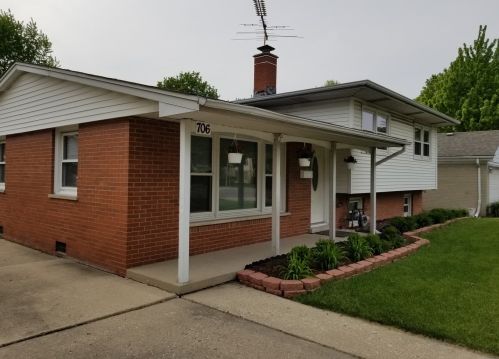 706 Arlington Heights Rd, Arlington Hts, IL 60004-5664