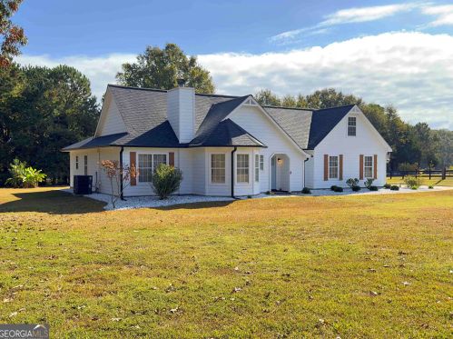 100 Ingrams Ln, Locust Grove GA  30248-3902 exterior