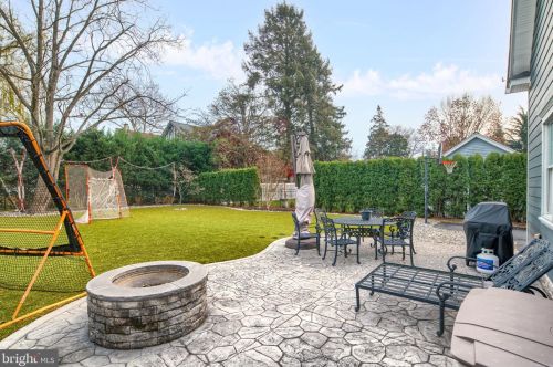 415 Washington Ave, Tavistock NJ 08033-3340 exterior