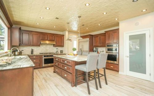 14082 Crystal View Ter, Riverside CA  92508-8705 exterior