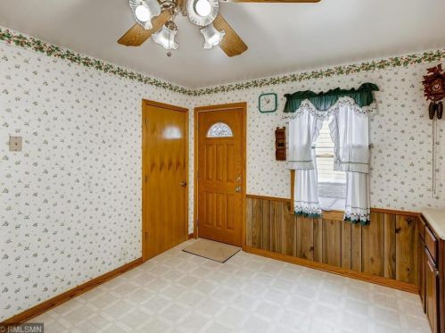 1429 County Road B, Saint Paul MN  55113-4216 exterior
