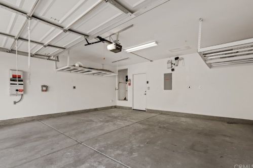 806 Santa Ana Blvd, Santa Ana CA 92701-3962 exterior