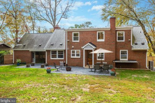 15009 Snowden Dr, Silver Spring MD 20905-5663 exterior